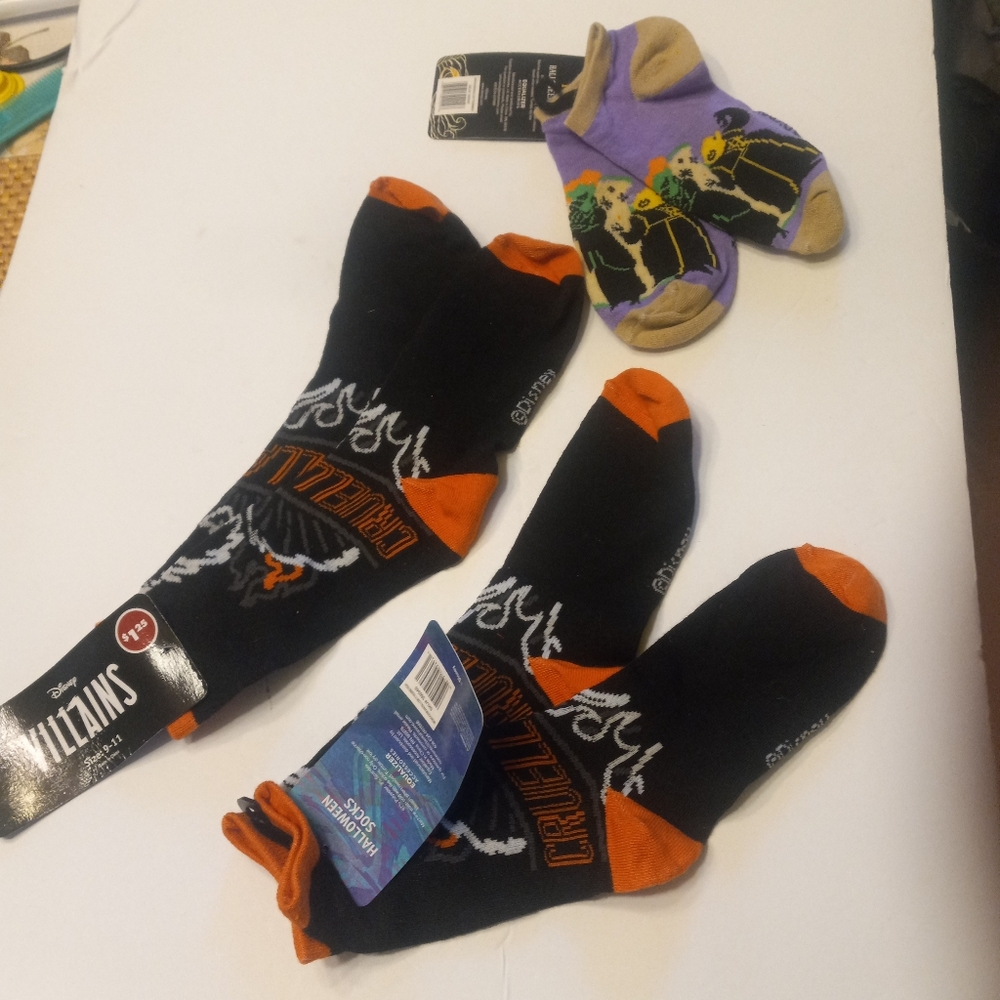NWT disney Halloween Socks 3pr